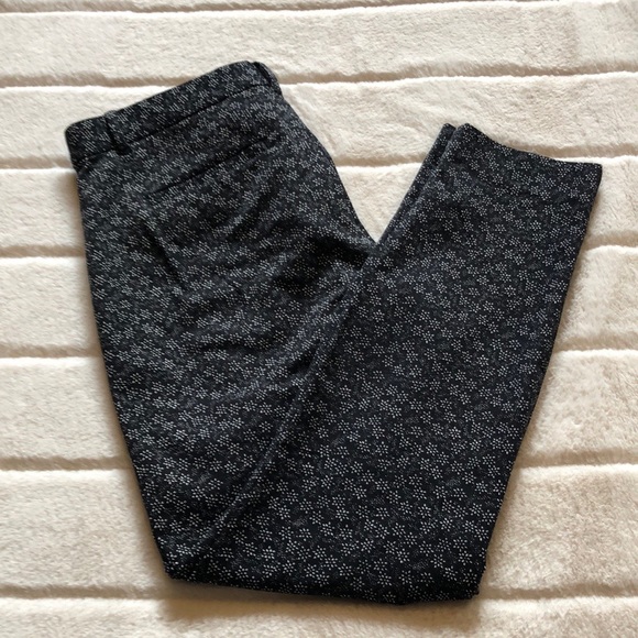 GAP Pants - GAP Black & White Skinny Ankle Pants